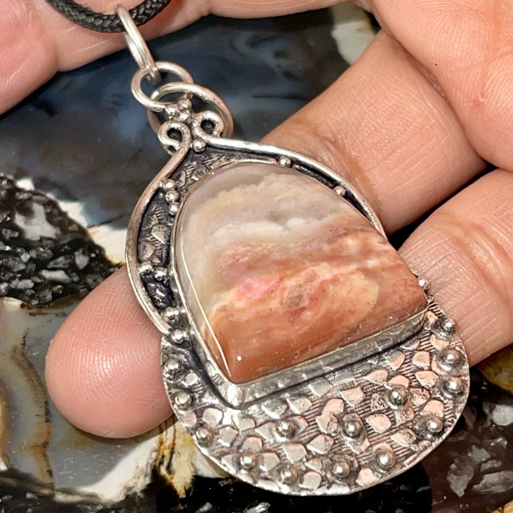 Brown Agate Pendant 2 1/2”